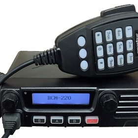 Review: BridgeCom Systems BCM-220 222 MHz FM Transceiver by QST